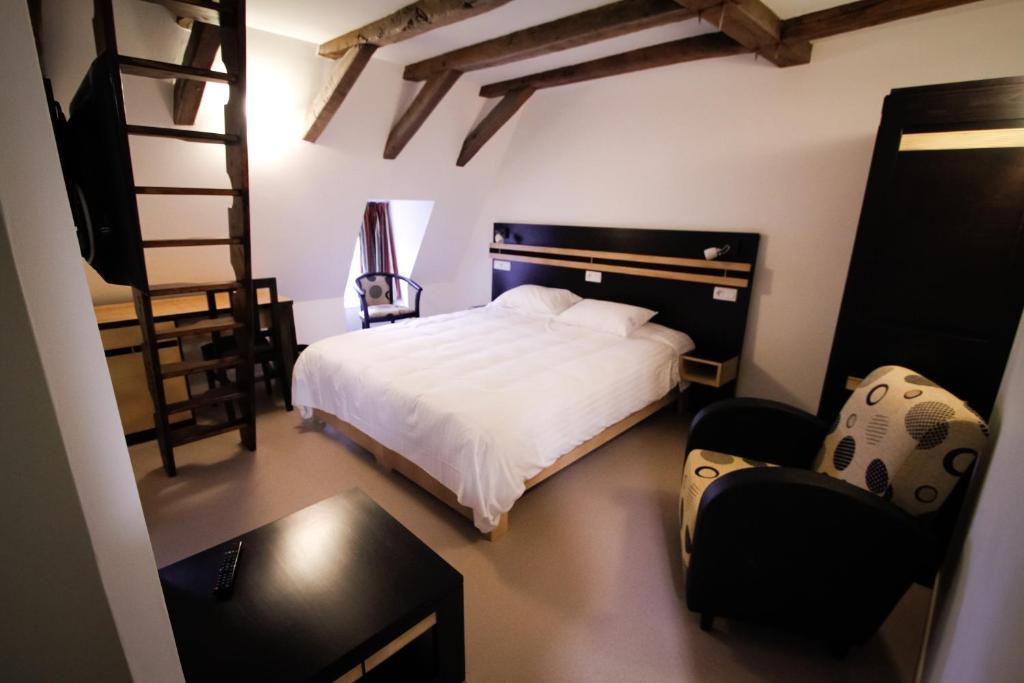 Logis Hotel Restaurant Auberge De La Xaintrie Saint-Privat  Δωμάτιο φωτογραφία