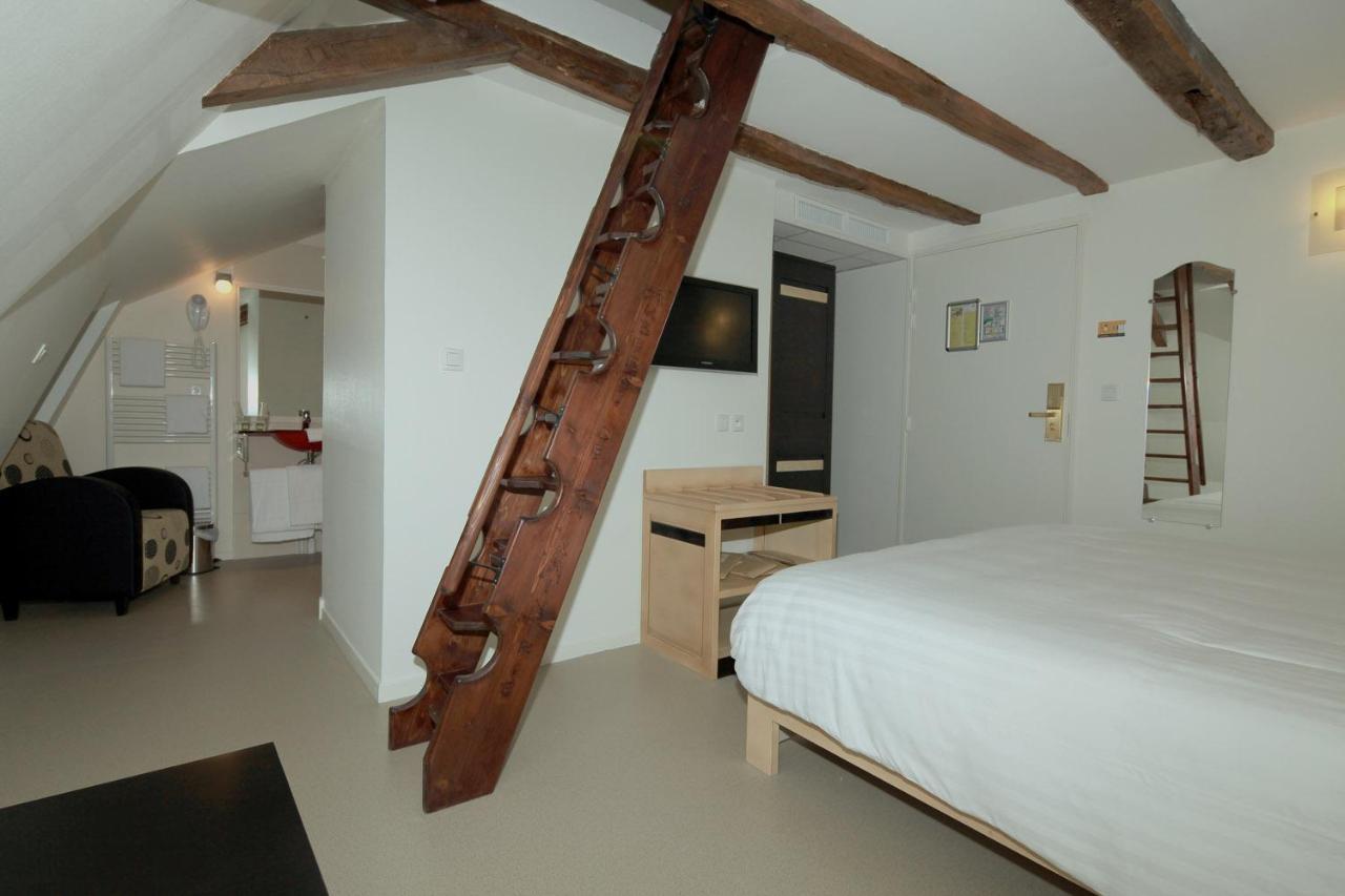 Logis Hotel Restaurant Auberge De La Xaintrie Saint-Privat  Εξωτερικό φωτογραφία